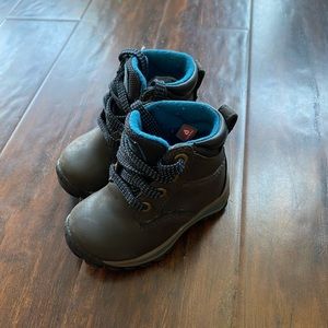 Toddler boys timberland waterproof fall winter boots size 4